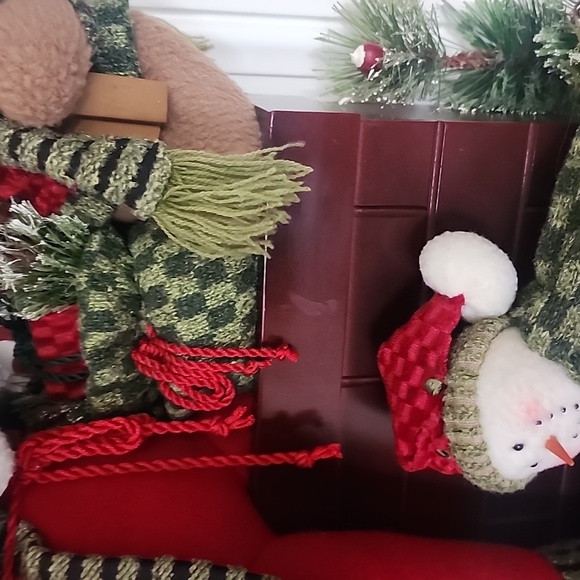 Beautiful Santa clause on wooden chimney, with deer and Snowman. - Picture 7 of 9